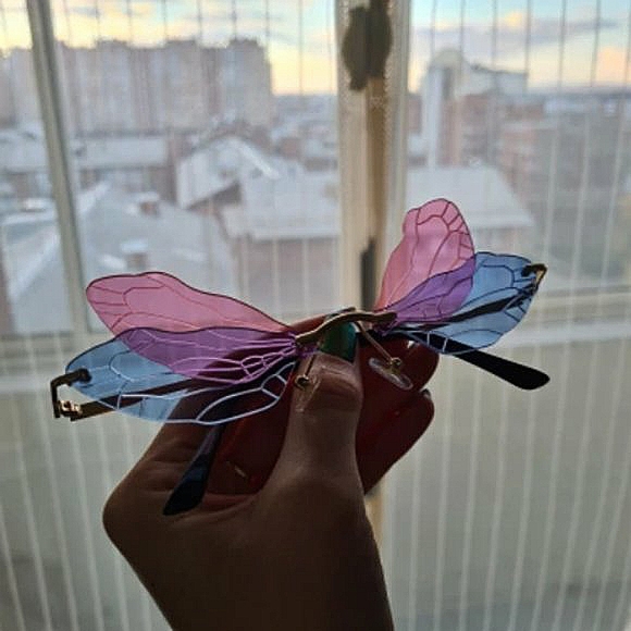 Fairy Wing Glasses - Pink & Blue🏆HP🏆 - Picture 3 of 4
